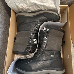 UGG Women’s Adirondack Snow Boots